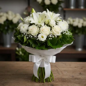 Ocazie: Buchet Condoleanțe cu Trandafiri Albi, Crini Albi, Crizanteme Albe, Florarea Miresei, Salal - "Mângâiere Albă"