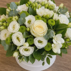 Aranjament Flori de Lux White Gallery cu Phalaenopsis și Hortensie - imagine 4
