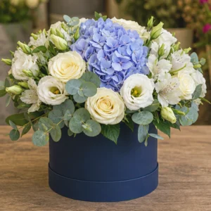 Buchet Flori Frumoase Serenadă Bleu cu Hortensie și Delphinium - imagine 1
