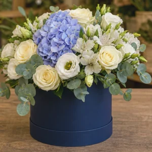 Buchet Flori Frumoase Serenadă Bleu cu Hortensie și Delphinium - imagine 2