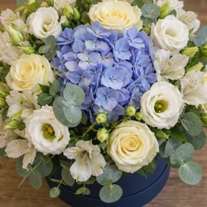 Aranjament Flori de Lux Versailles cu Hortensii și Delphinium - imagine 4