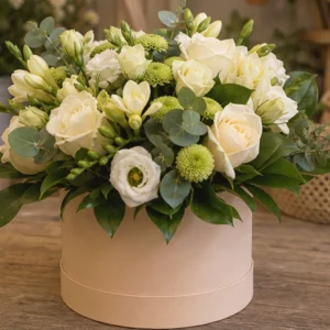 Buchet Flori Frumoase Eleganță Latte cu Trandafiri Toffee - imagine 2
