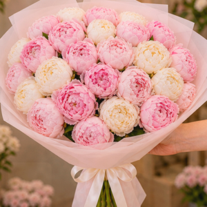 Buchet Flori la Comandă Apricot Atelier cu Bujori și Frezii