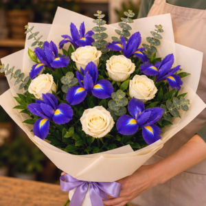Buchet Mărțișor Iris și Zambile Lila