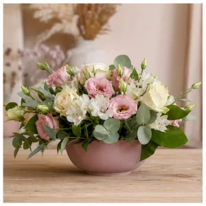 Livrare aranjamente florale pentru decorarea locuintei bol floral roz prafuit - poza 1