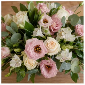 Livrare aranjamente florale pentru decorarea locuintei bol floral roz prafuit - poza 2