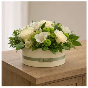 Livrare aranjamente florale pentru decorarea locuintei cutie crem pentru comoda - poza 3