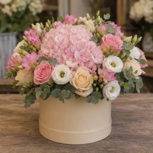 Aranjament floral în cutie Pink Champagne - poza 1