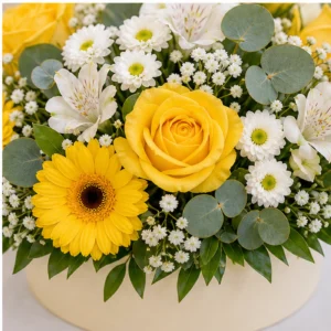 Aranjament floral nunta luminos cu trandafiri galbeni - poza 4