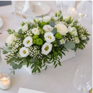 Aranjament floral nunta masa invitati alb verde cu lisianthus - poza 3
