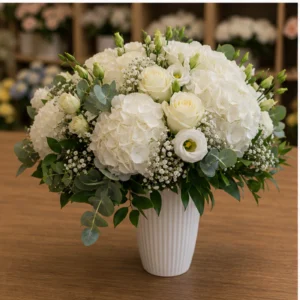 Aranjament floral pentru botez la intrare cu flori albe - poza 3