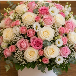 Aranjament floral spectaculos de lux in cutie alba cu trandafiri - poza 4