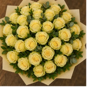 Buchet cu 33 trandafiri galbeni amplu - poza 4