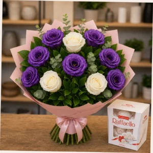 Buchet cu bomboane Raffaello si lisianthus mov - poza 3