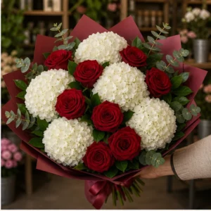 Buchet cu hortensii albe premium si trandafiri rosii - poza 2