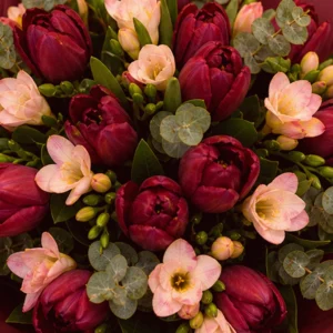 Buchet cu Livrare Merlot Velvet - imagine 4