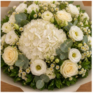 Buchet de flori Bucuresti grandios alb crem cu hortensie - poza 4