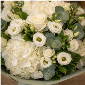 Buchet de flori de primavara premium alb cu hortensie si lisianthus - poza 4