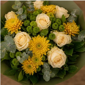 Buchet de flori de toamna cald cu trandafiri crem si santini - poza 4