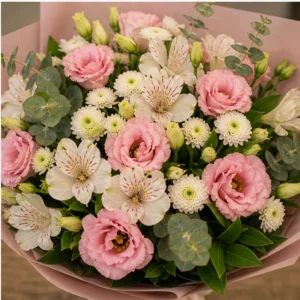 Buchet de flori online roz delicat cu lisianthus - poza 4