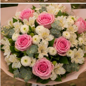 Buchet de flori pentru zi de nastere alb roz cu trandafiri - poza 4