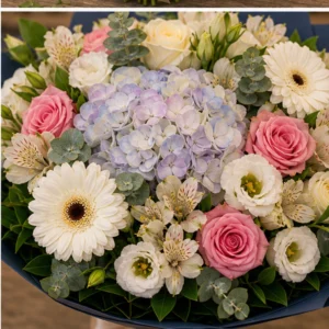 Buchet de flori proaspete lux multicolor cu hortensie si gerbera - poza 4