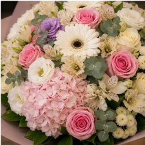 Buchet de flori speciale lux multicolor cu hortensie si gerbera - poza 4