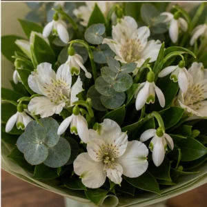 Buchet de ghiocei delicat cu alstroemeria alba - poza 4