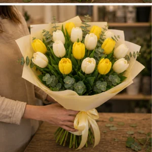 Buchet de lalele galbene si albe - poza 3