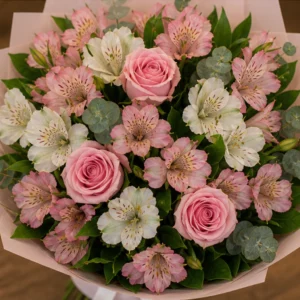 Buchet flori deosebite pastel cu alstroemeria - poza 4