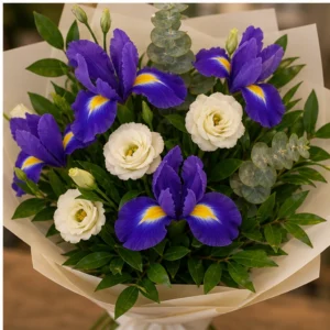 Buchet irisi violet si lisianthus crem - poza 4
