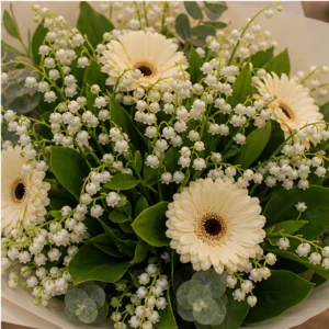 Buchet Lacramioare albe si gerbera crem - poza 4