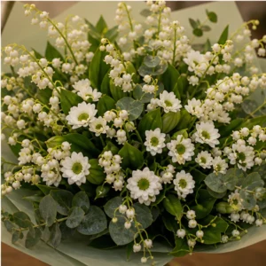 Buchet Lacramioare cu santini alb si verdeata - poza 4