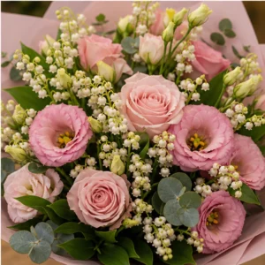 Buchet Lacramioare pastel si lisianthus roz - poza 4