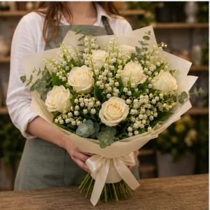 Buchet Lacramioare si trandafiri ivoire - poza 3