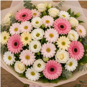 Buchet margarete pastel cu gerbera si lisianthus - poza 4