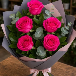Buchet trandafiri roz 5 fire fuchsia modern - poza 2