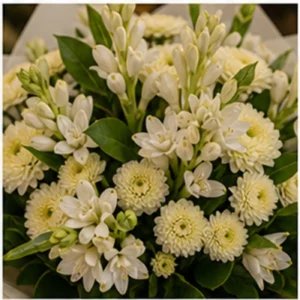 Buchet Tuberoze parfumate cu santini crem - poza 4