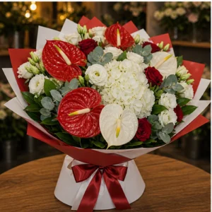 Buchete Anthurium premium rosu si alb cu hortensie - poza 3