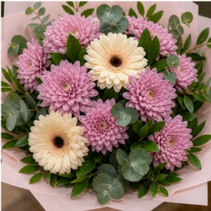 Buchete Crizanteme roz cu gerbera crem - poza 4