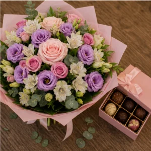 Cadou aniversar cu flori romantic roz cu ciocolata - poza 4
