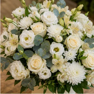 Cutie Aranjament Floral ivory pentru cadou elegant - poza 2