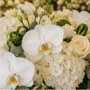 Aranjament Flori de Lux White Gallery cu Phalaenopsis și Hortensie - imagine 2