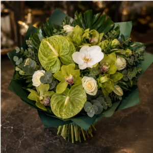 Buchet Flori de Lux Emerald Statement cu Anthurium și Orhidee - imagine 4