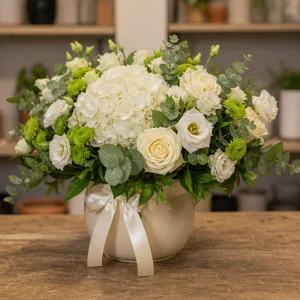 Livrare Aranjament Floral pentru Petreceri Private elegant cu hortensie - poza 4