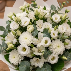 Livrare buchete de flori pentru nou-nascuti alb pur cu lisianthus - poza 2