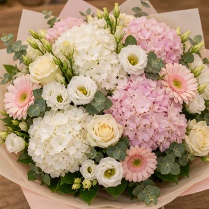Livrare buchete de flori pentru nou-nascuti grand pastel cu hortensie - poza 2