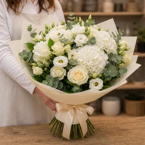 Livrare buchete de flori pentru nou-nascuti ivory elegant cu hortensie - poza 3