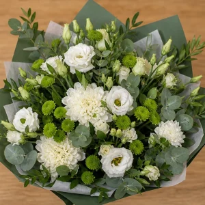 Livrare Buchete pentru Zile de Nastere buchet alb verde proaspat - poza 2