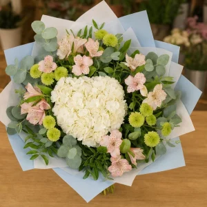 Livrare Buchete pentru Zile de Nastere buchet pastel cu hortensie alba - poza 2